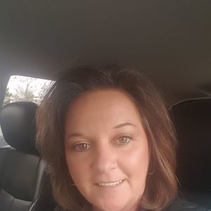 Meet your Posher, Debra